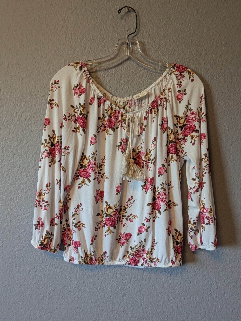 Free Kisses White Floral Peasant Blouse with Pink Rose Print Bloomcore Boho Sz L - Picture 6 of 6